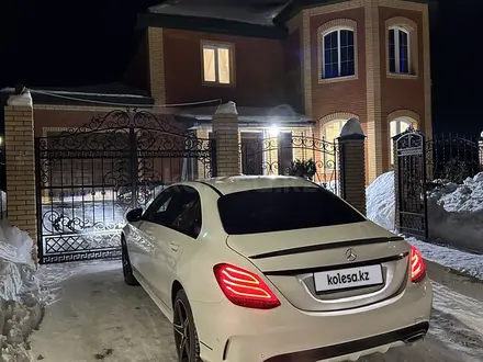 Mercedes-Benz C 180 2014 года за 12 550 000 тг. в Уральск