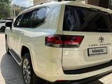 Toyota Land Cruiser 2023 года за 58 500 000 тг. в Алматы