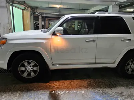 Toyota 4Runner 2011 года за 16 300 000 тг. в Алматы – фото 2