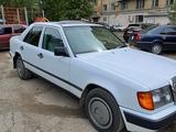 Mercedes-Benz E 230 1988 годаүшін1 800 000 тг. в Караганда