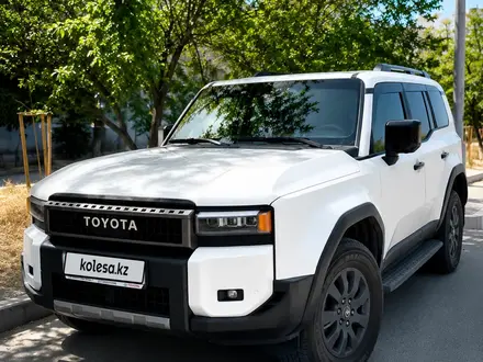 Toyota Land Cruiser Prado 2025 года за 45 000 000 тг. в Актау – фото 2