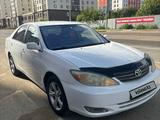 Toyota Camry 2003 годаүшін4 400 000 тг. в Астана – фото 2