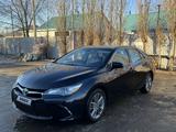 Toyota Camry 2015 года за 7 000 000 тг. в Актобе – фото 5