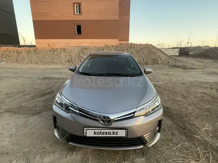 Toyota Corolla 2018 года за 9 200 000 тг. в Актобе – фото 2