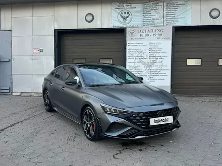 Hyundai Lafesta 2023 года за 10 500 000 тг. в Караганда – фото 2