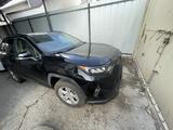 Toyota RAV4 2020 годаfor11 500 000 тг. в Алматы