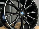 BMW БМВ (РАЗНОШИРОКИЕ) R20 5x120 8.5J/10J ET35/45 Dia 72.6 — Диски новые за 320 000 тг. в Алматы