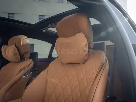 Mercedes-Benz S 580 2022 года за 74 950 000 тг. в Алматы – фото 21