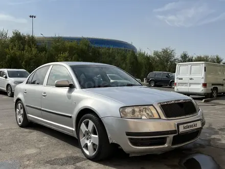 Skoda Superb 2005 года за 3 000 000 тг. в Алматы – фото 3