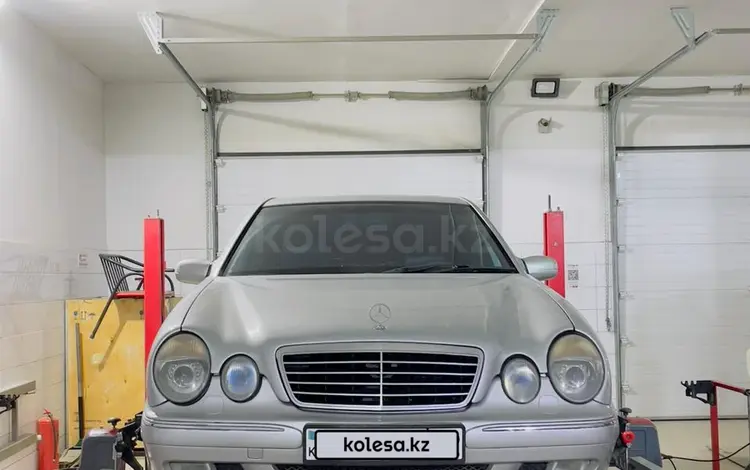 Mercedes-Benz E 320 2001 годаүшін4 700 000 тг. в Актау
