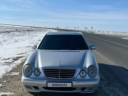 Mercedes-Benz E 320 2001 года за 4 700 000 тг. в Актау – фото 4