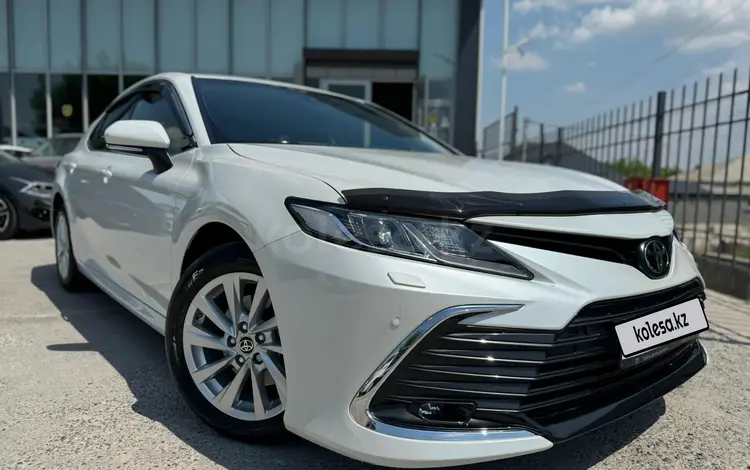 Toyota Camry Prestige 2023 года за 16 790 000 тг. в Шымкент