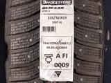 Шины Bridgestone 235/50/r19 Spike 03 за 117 500 тг. в Алматы