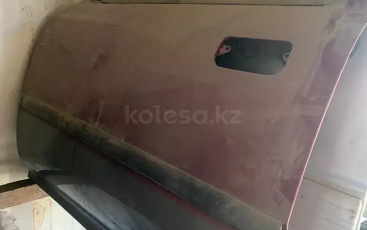 Двери Toyota Hilux surf 130 за 40 000 тг. в Талдыкорган