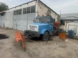 ЗиЛ  КО-713 2004 годаүшін1 950 000 тг. в Тараз