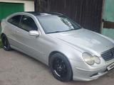 Mercedes-Benz C 180 2001 годаүшін2 200 000 тг. в Алматы – фото 2