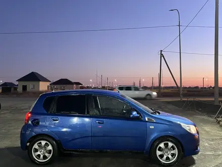 Chevrolet Aveo 2010 года за 1 650 000 тг. в Атырау – фото 8