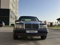 Mercedes-Benz E 220 1992 годаүшін2 100 000 тг. в Туркестан