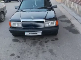 Mercedes-Benz 190
