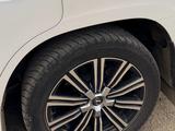 Lexus LX 570 2019 годаүшін44 000 000 тг. в Алматы – фото 3