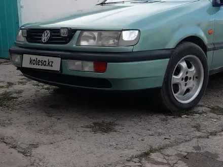 Volkswagen Passat 1994 года за 1 600 000 тг. в Жанатас