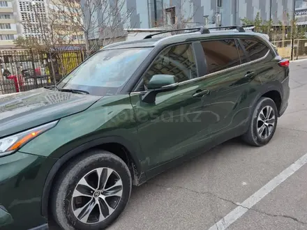 Toyota Highlander 2022 года за 23 200 000 тг. в Жанаозен – фото 2