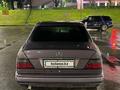 Mercedes-Benz E 220 1995 года за 2 500 000 тг. в Алматы – фото 3