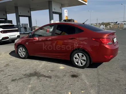 Hyundai Accent 2014 года за 4 950 000 тг. в Актобе – фото 2