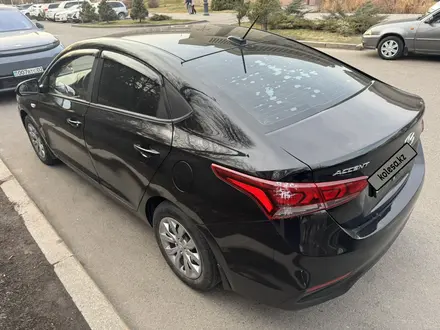 Hyundai Accent 2018 года за 5 800 000 тг. в Алматы – фото 4