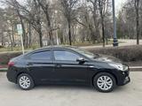 Hyundai Accent 2018 годаүшін5 800 000 тг. в Алматы – фото 2
