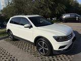 Volkswagen Tiguan 2018 года за 10 100 000 тг. в Алматы