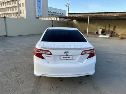 Toyota Camry 2014 года за 5 700 000 тг. в Атырау – фото 3