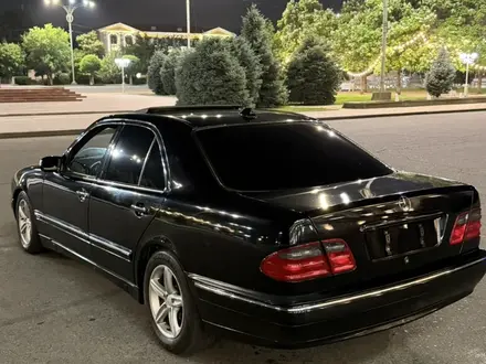 Mercedes-Benz E 280 2001 года за 4 300 000 тг. в Шымкент – фото 9