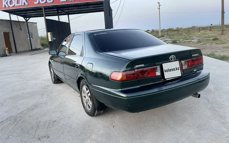 Toyota Camry 2000 года за 3 500 000 тг. в Шымкент