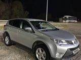 Toyota RAV4 2015 годаүшін10 500 000 тг. в Актобе – фото 4