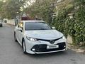 Toyota Camry 2019 года за 13 500 000 тг. в Шымкент – фото 2