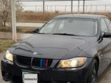 BMW 330 2006 года за 5 500 000 тг. в Лисаковск