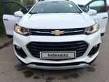 Chevrolet Tracker 2020 года за 6 950 000 тг. в Алматы – фото 2