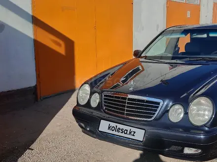 Mercedes-Benz E 320 2000 года за 4 800 000 тг. в Алматы – фото 2