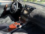 Toyota Highlander 2013 года за 11 900 000 тг. в Алматы – фото 3