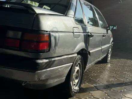 Volkswagen Passat 1990 года за 990 000 тг. в Алматы – фото 4