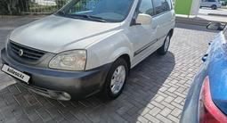 Kia Carens 2003 года за 2 500 000 тг. в Атырау – фото 2