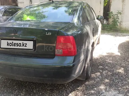 Volkswagen Passat 1997 года за 1 300 000 тг. в Кокшетау – фото 2