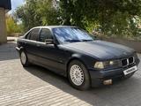 BMW 320 1994 годаүшін1 250 000 тг. в Караганда – фото 3