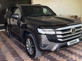 Toyota Land Cruiser 2022 года за 49 500 000 тг. в Шымкент – фото 3