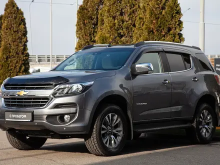 Chevrolet TrailBlazer 2021 года за 13 690 000 тг. в Алматы – фото 2