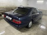 Mercedes-Benz E 230 1996 года за 3 200 000 тг. в Талдыкорган – фото 4