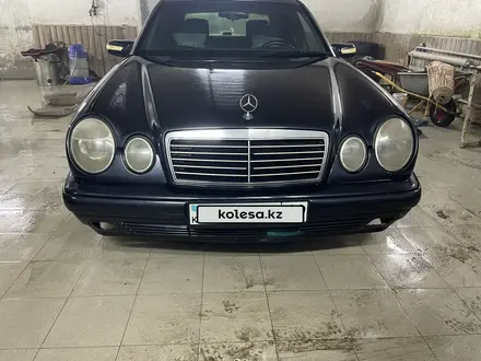 Mercedes-Benz E 230 1996 года за 3 200 000 тг. в Талдыкорган – фото 7