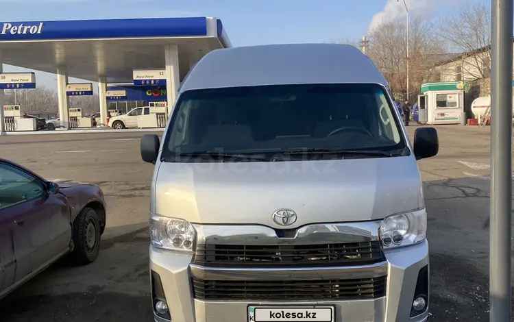 Toyota Hiace 2012 года за 12 000 000 тг. в Алматы