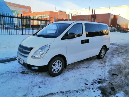 Hyundai Starex 2011 года за 13 700 000 тг. в Астана – фото 2